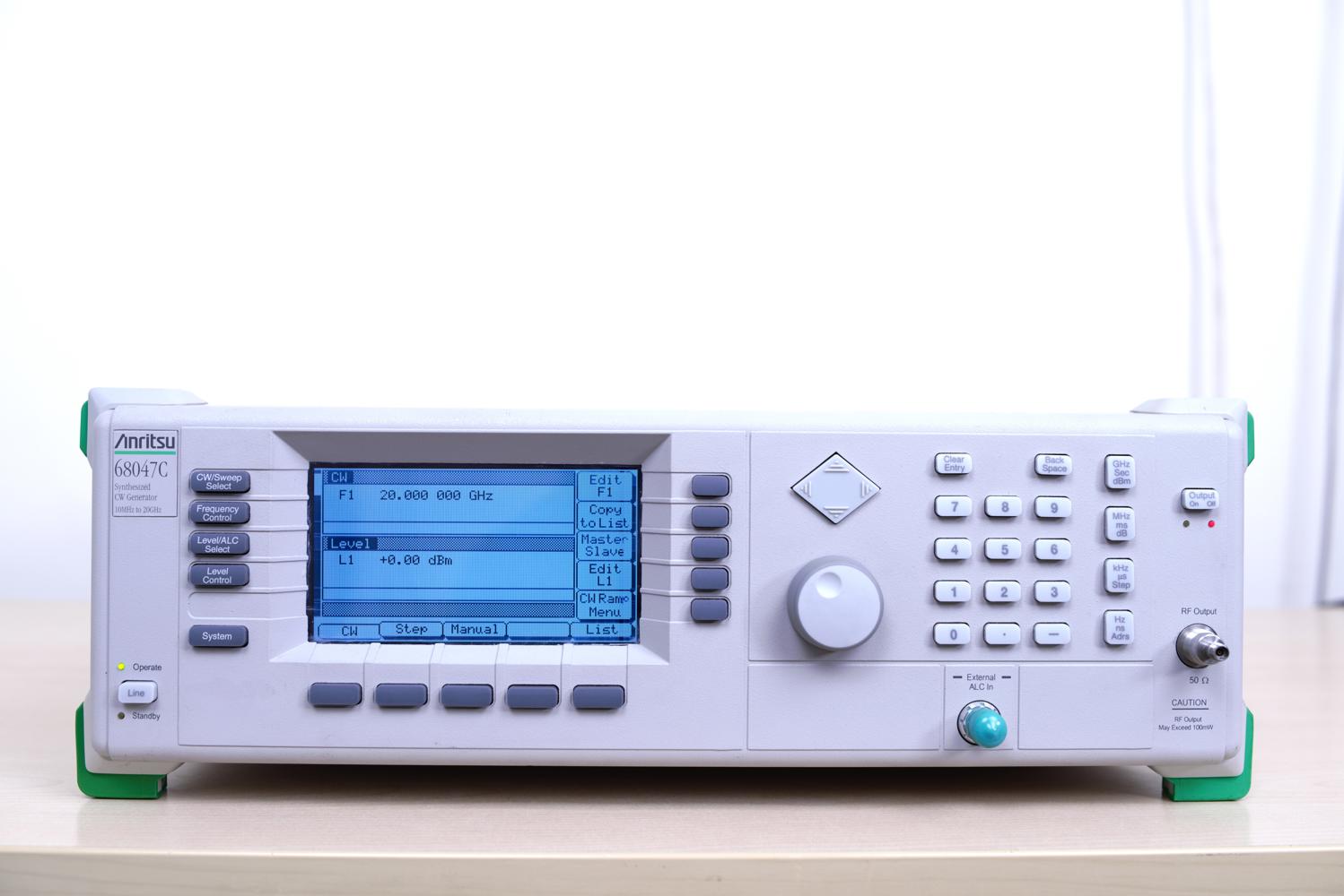 Генератор сигналов Anritsu 68000A